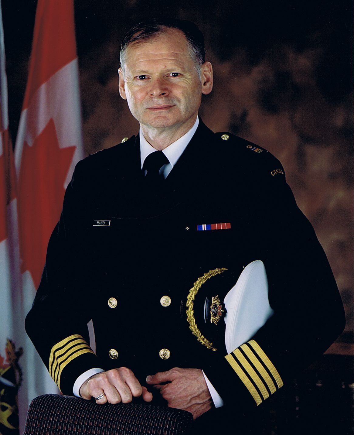 Claude Beaubien en uniforme de la marine canadienne